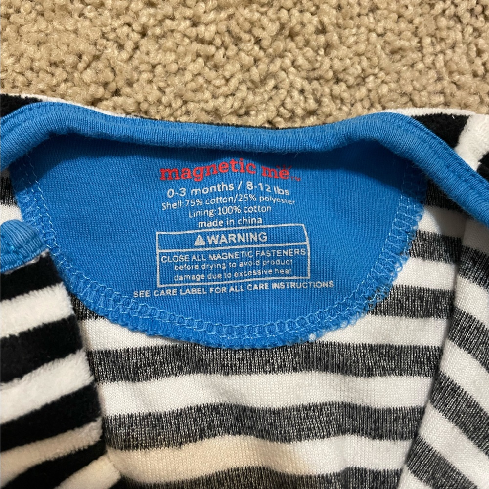 Magnetic Me Onesie - Size 0-3 months - Picture 6 of 6